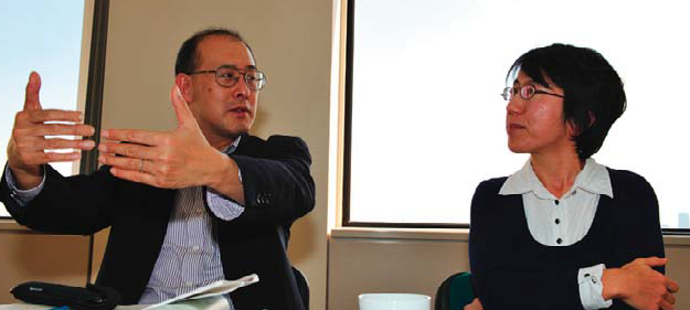 Hideto Kawakita, left, and Junko Edahiro offer their comments on Sompo