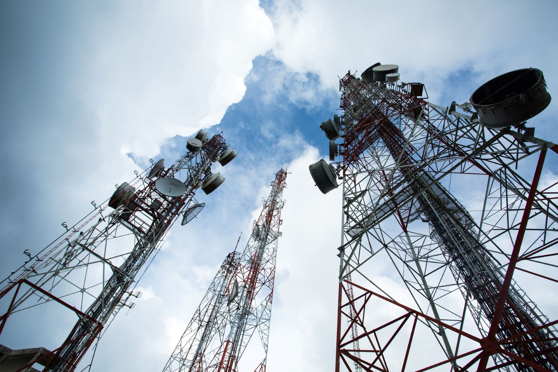 【論考】人口減少社会と放送制度の新展開　―多様性を支える情報基盤の再構築に向けて―