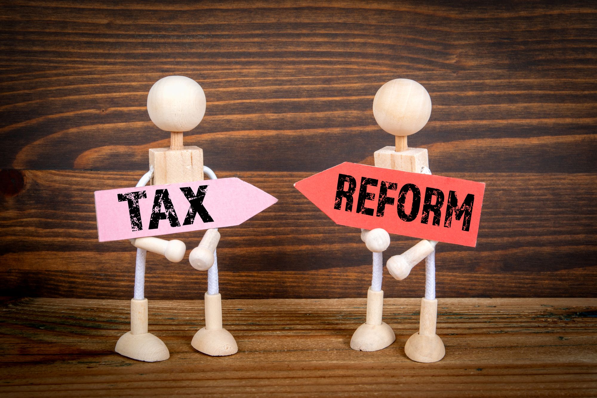 【論考】負担増が決められない党税調―令和8年度税制改正の評価―連載コラム「税の交差点」第137回