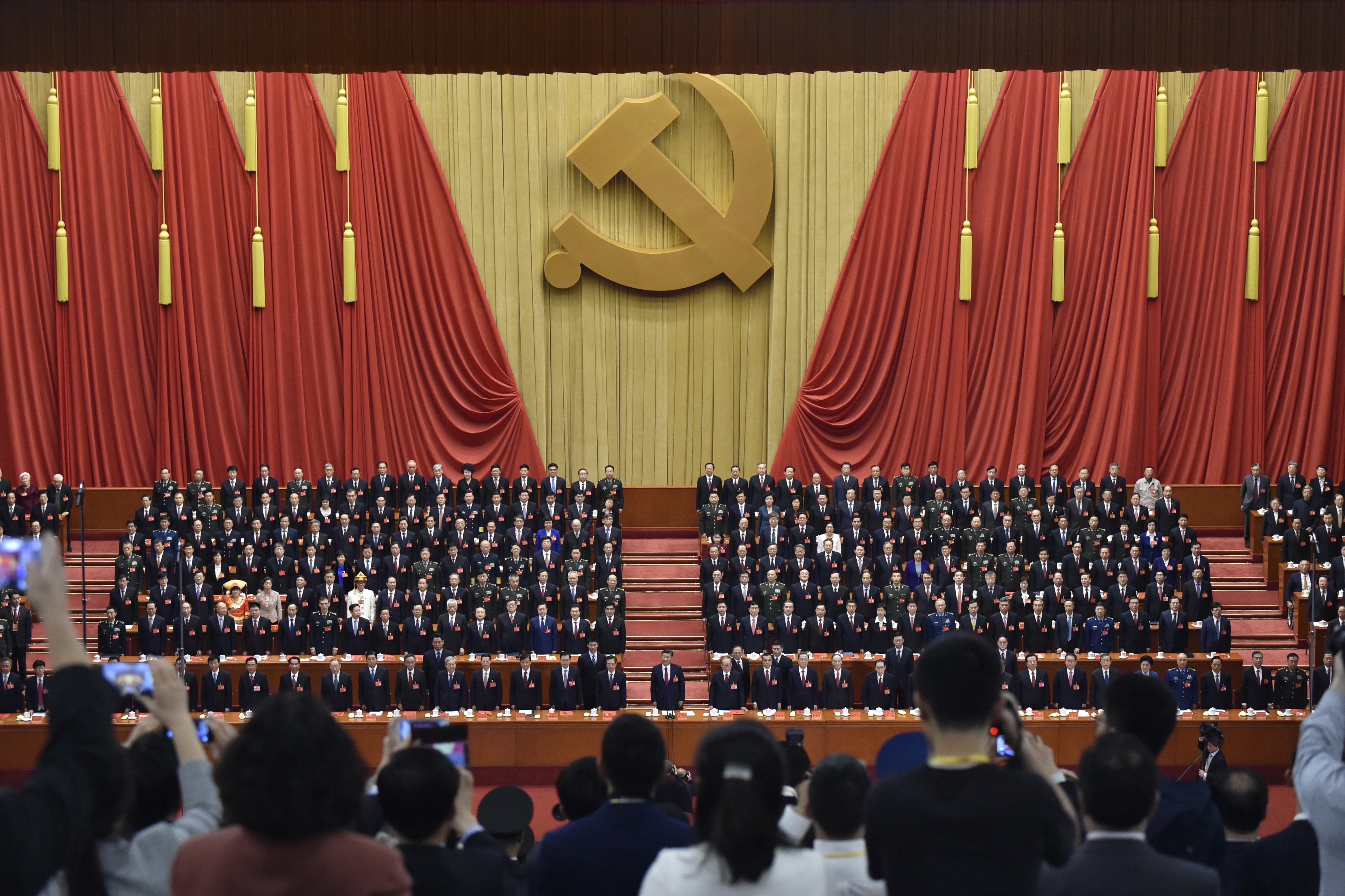 深層中国第4回「2022年中国経済の展望-党大会に向けた試練」