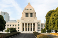 日本の税制は図らずも、さりげなく改善。税制のグリーン化、所得課税から消費課税へのシフト